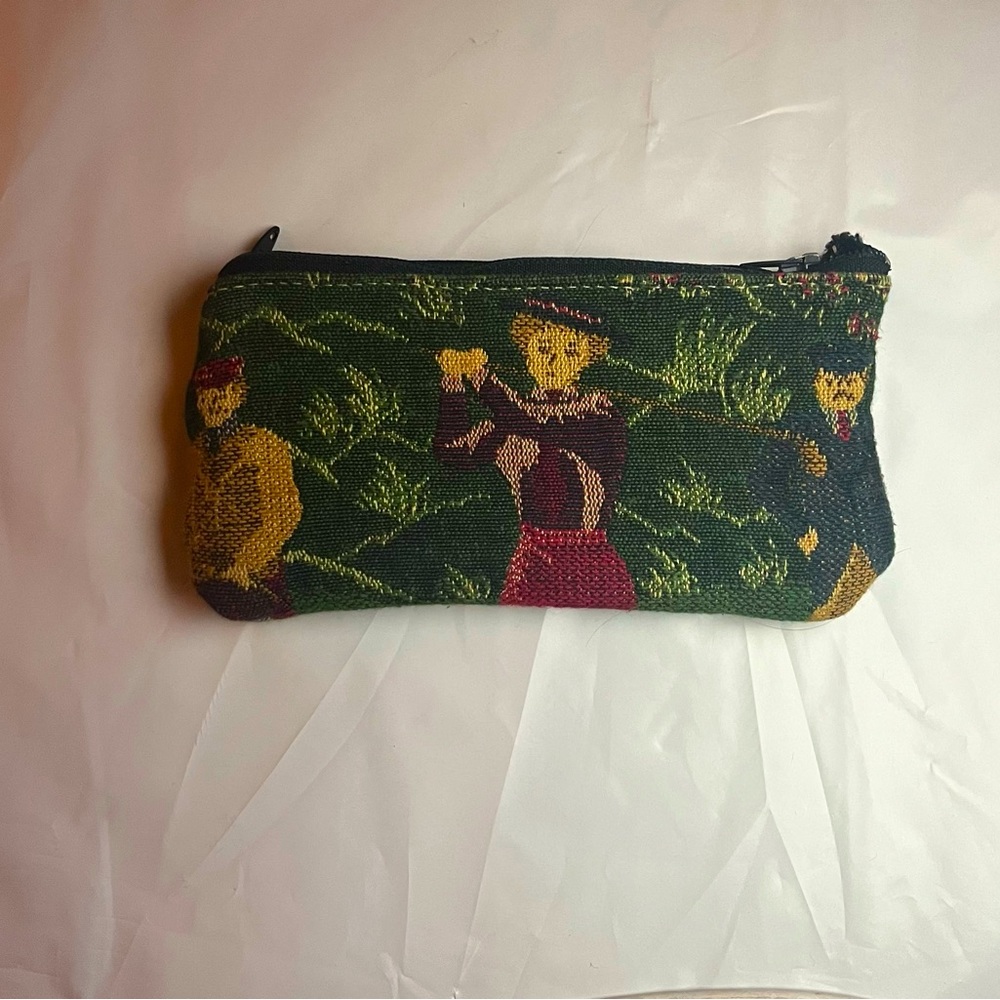 Embroidered Pouch🌱 FREE IF BUNDLED